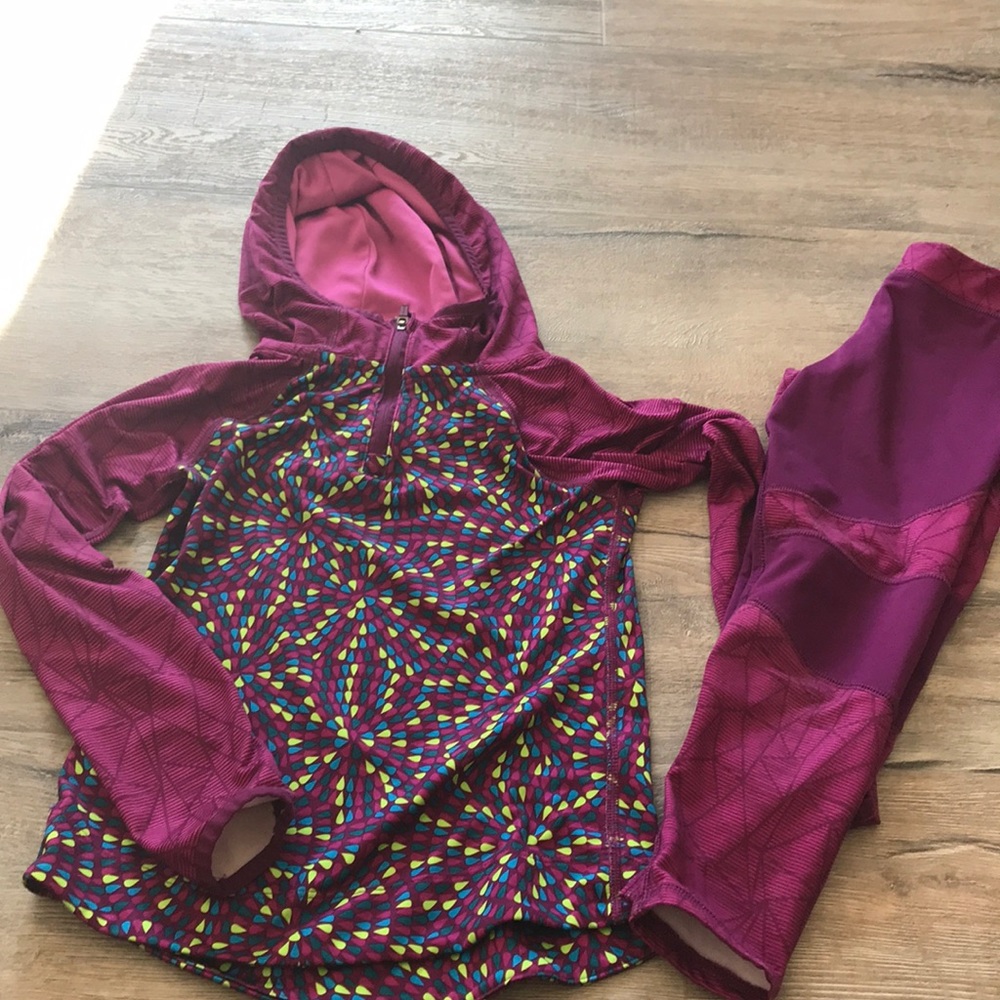 Girls Athletic Outfit Size 6/6X